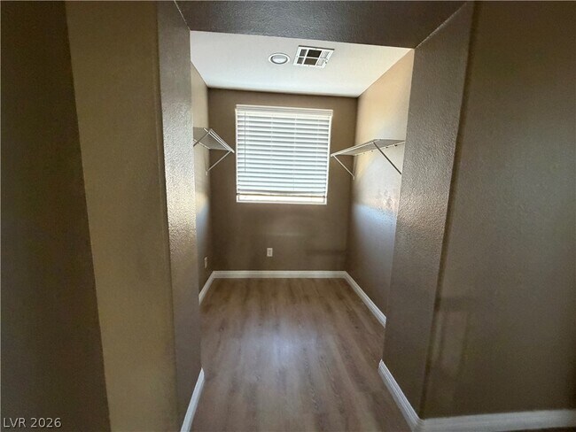Building Photo - 9196 Grand Sunburst Ct