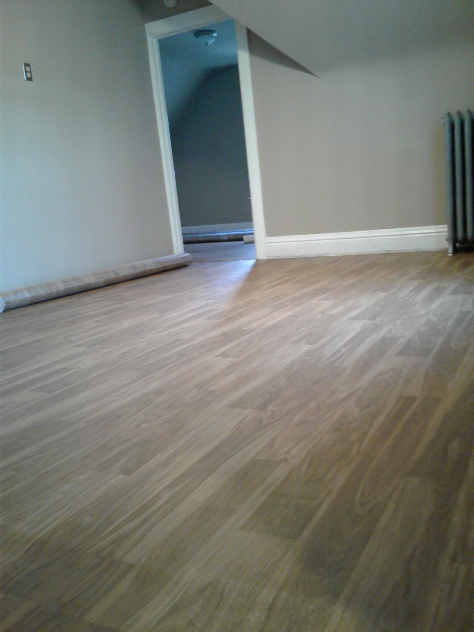 Building Photo - 673 Dale Street North