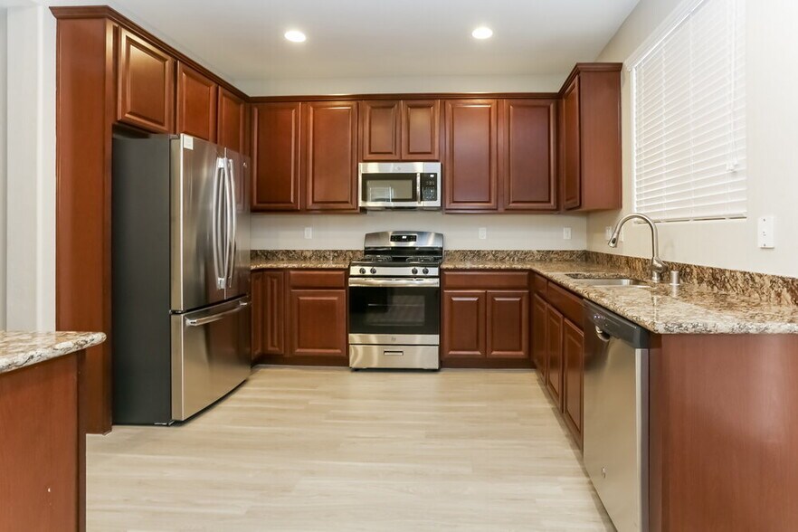 Building Photo - 9328 Golden Lad Ave