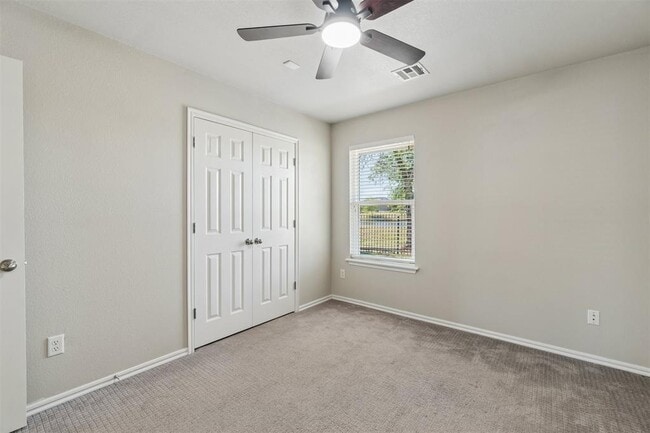 Building Photo - 15921 Katie Ridge Dr