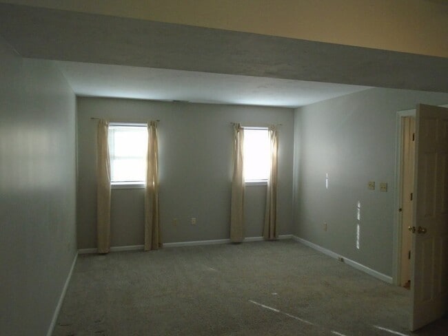 Building Photo - 50 Bjorklund Ave