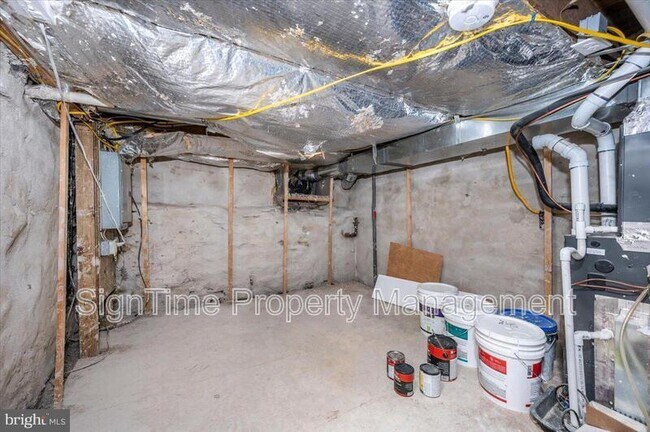 Building Photo - 138 E South St