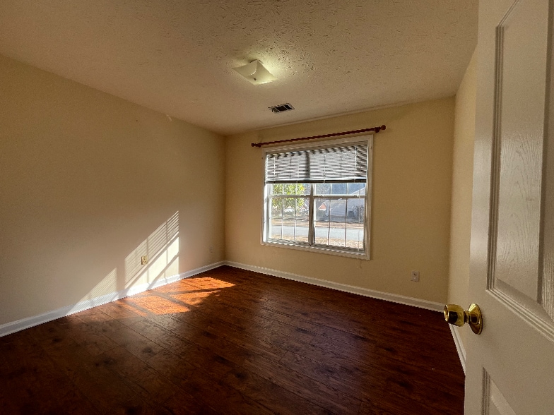 Building Photo - 4319 Tremont Ct