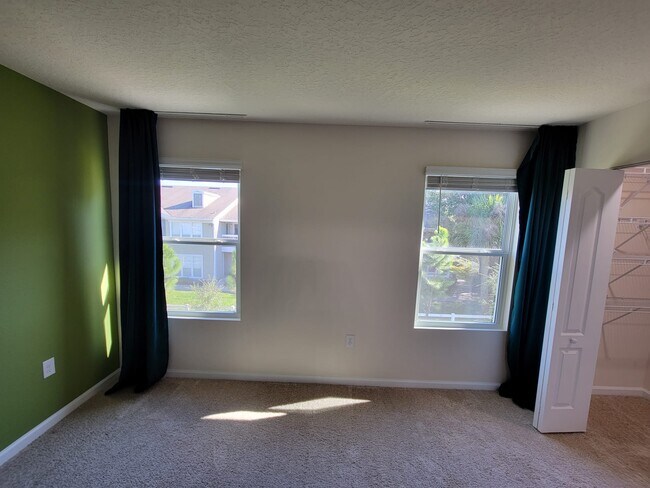Building Photo - 7635 Legacy Trl