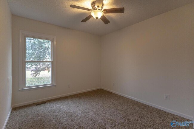 Building Photo - 111 Cepha Dr