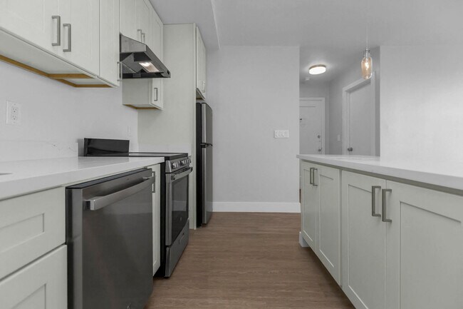 Building Photo - 255 Steiner