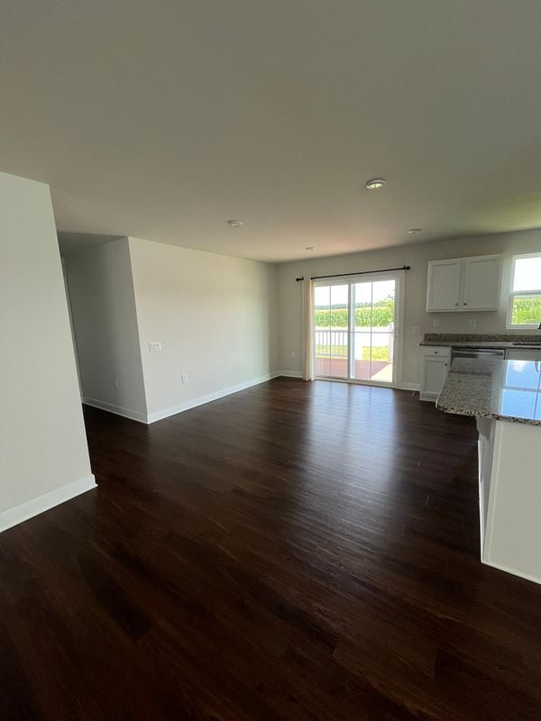Building Photo - 28487 Hawthorne Trl