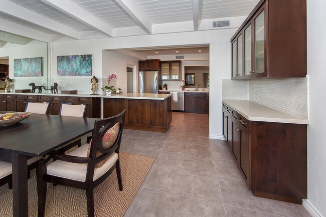 Building Photo - 6609 Whitley Terrace