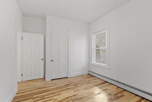 Building Photo - 18 Ingalls St