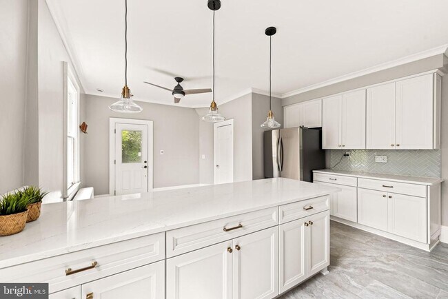 Building Photo - 3408 Wessynton Way