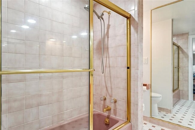 Building Photo - 511 Pine Valley Rd SE