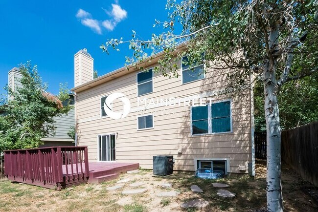 Building Photo - 4 Bedroom Pet-Friendly Home in Aurora, CO with Main Street Renewal