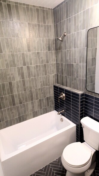 Bathroom - 308 S Broom St