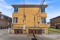 Building Photo - 18963 Hilliard Blvd