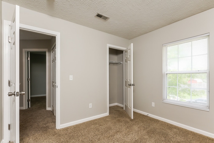 Building Photo - 1218 Sunset Dr