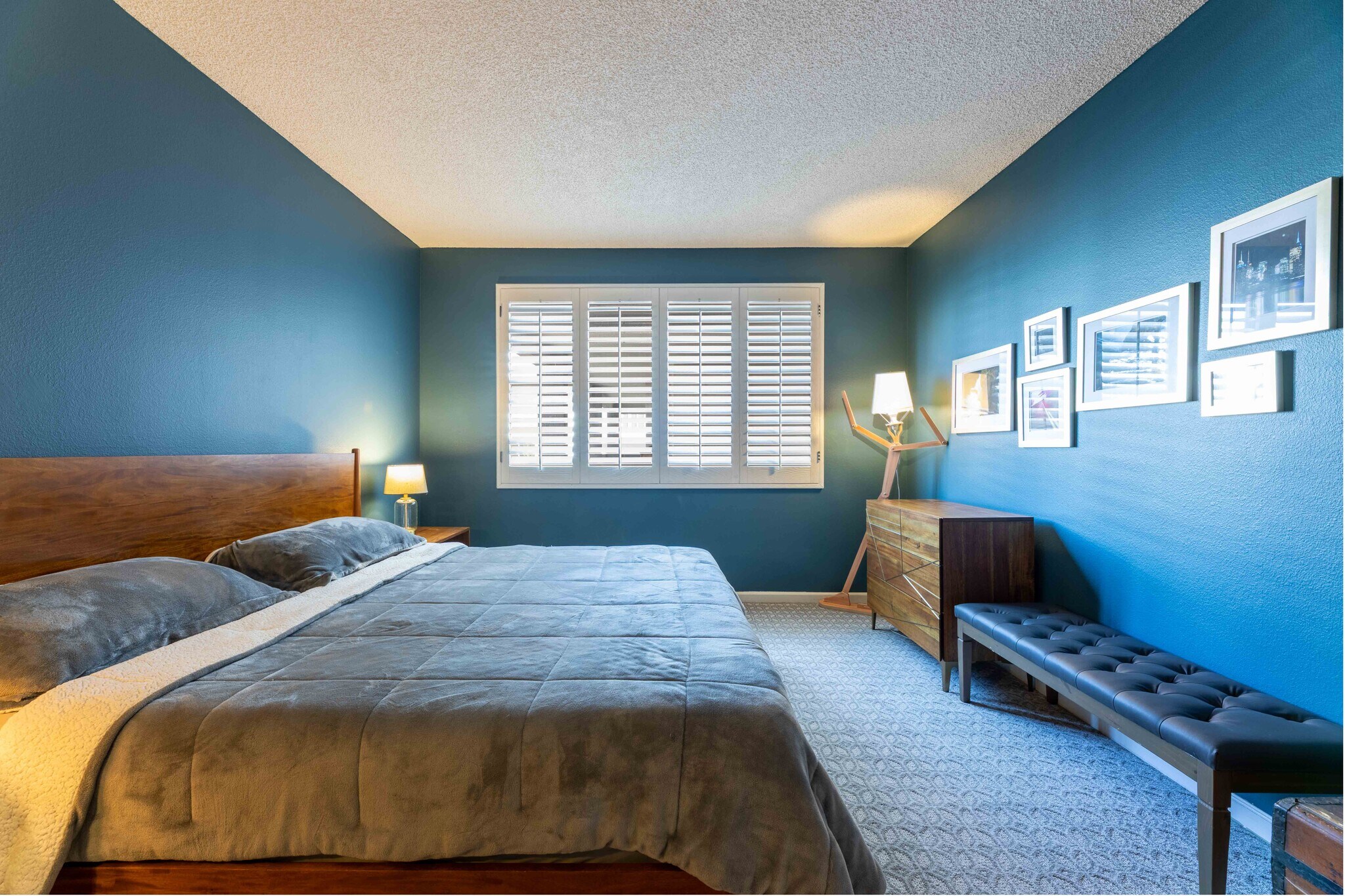 primary bedroom - 11322 Camarillo St
