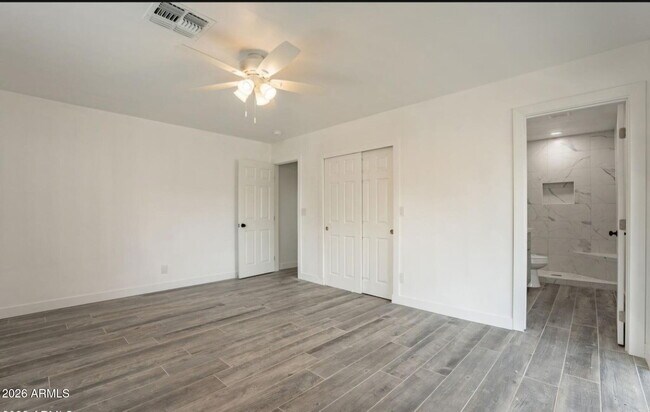 Building Photo - 5039 N 18th Ave