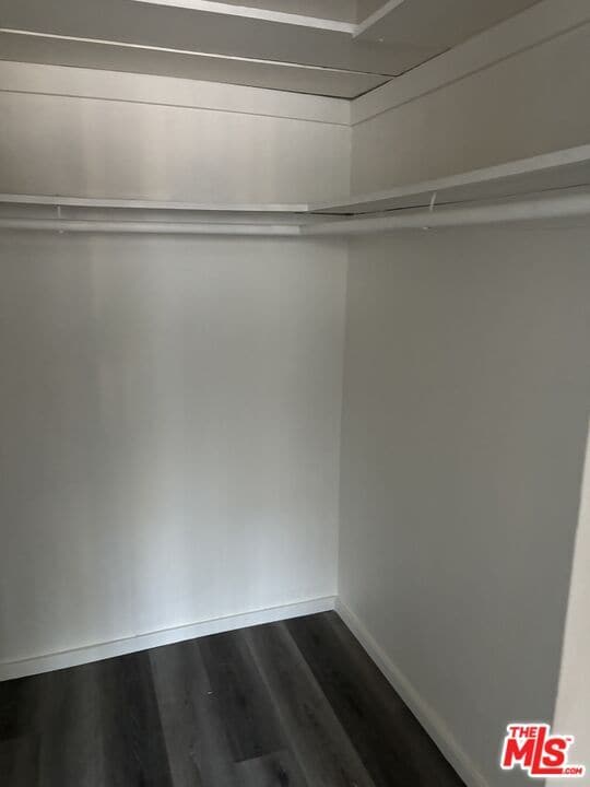 Building Photo - 3901 W 7th St