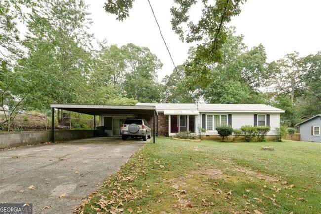 Building Photo - 2745 Old Concord Rd SE