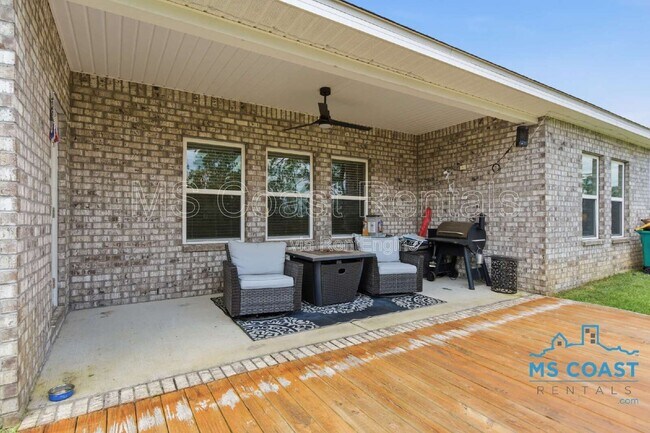 Building Photo - 5159 Fairbury Way
