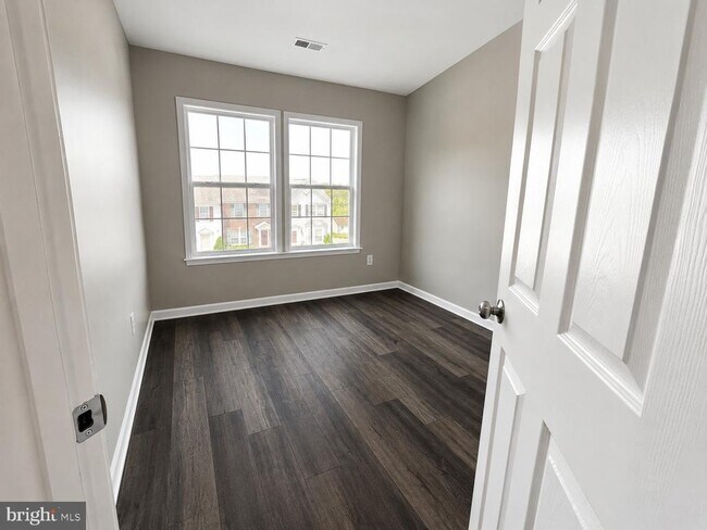 Building Photo - 17 Snead Drive.