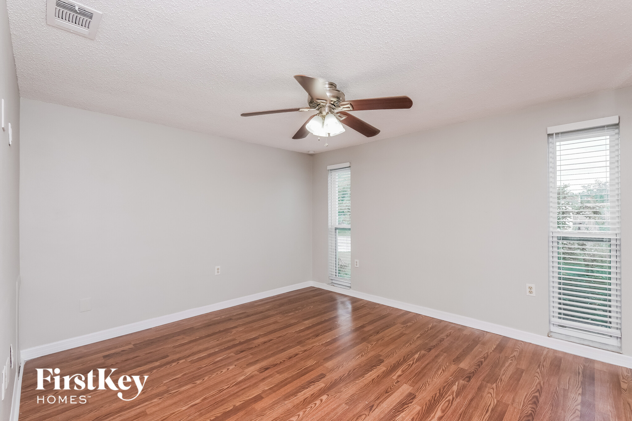 Building Photo - 9021 St Clair Ln