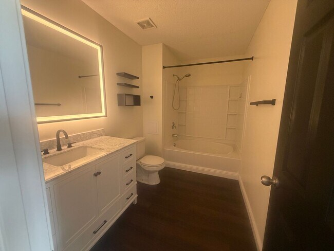 Building Photo - 1755 Polaris Dr