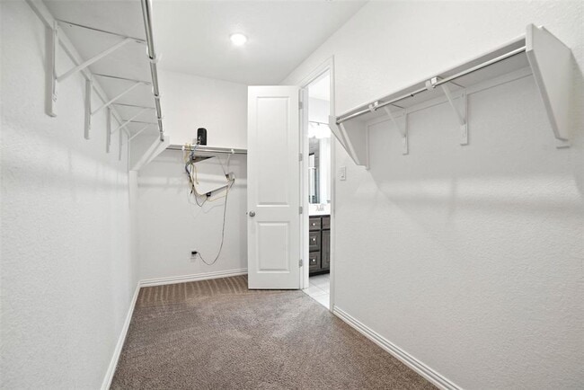 Building Photo - 3054 Columbus Loop