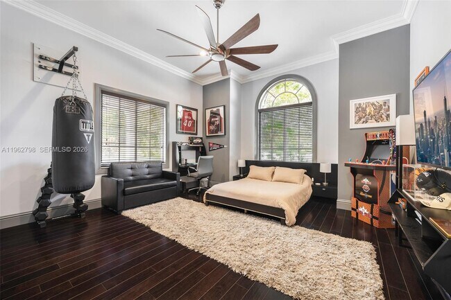 Building Photo - 11000 SW 25th St