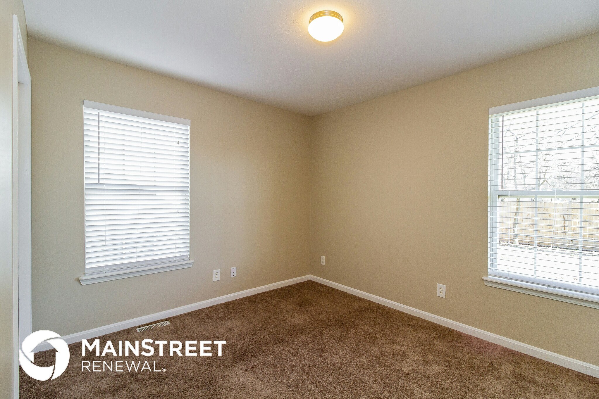 Building Photo - 7913 Kenhurst Dr