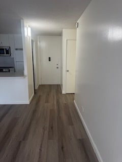 Building Photo - 909 Ala Lilikoi St