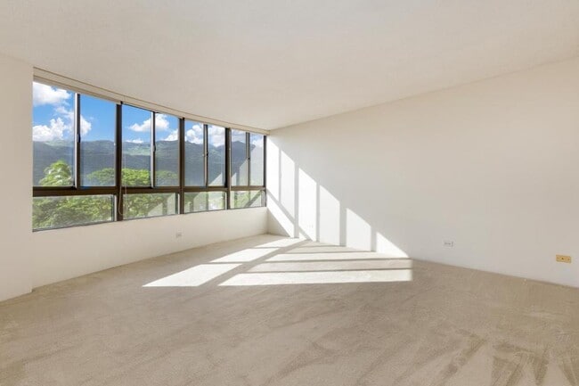 Building Photo - 6770 Hawaii Kai Dr