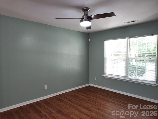 Building Photo - 5226 Beam Lake Dr