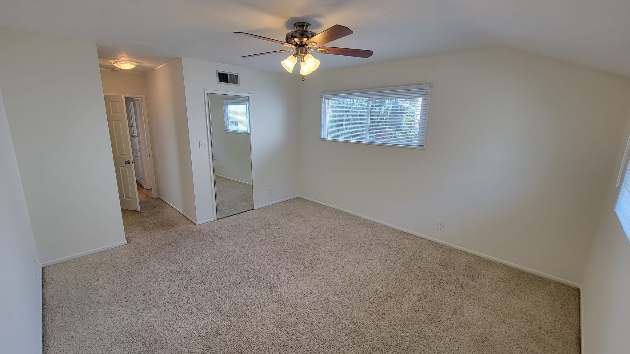 Building Photo - 6508 Belmar Ave