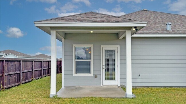 Building Photo - 7601 Granite Dr