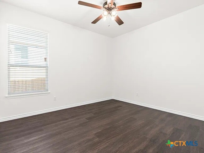 Building Photo - 5110 Rose Gdn Lp