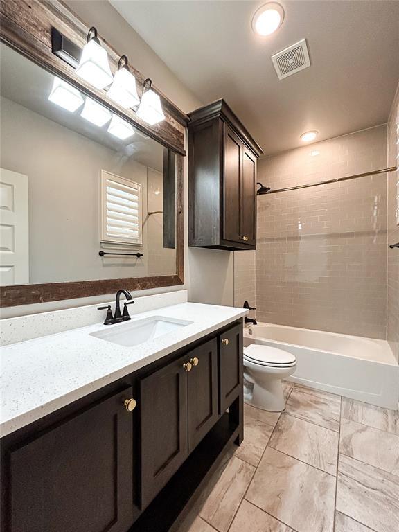 Building Photo - 8201 Crew Ln