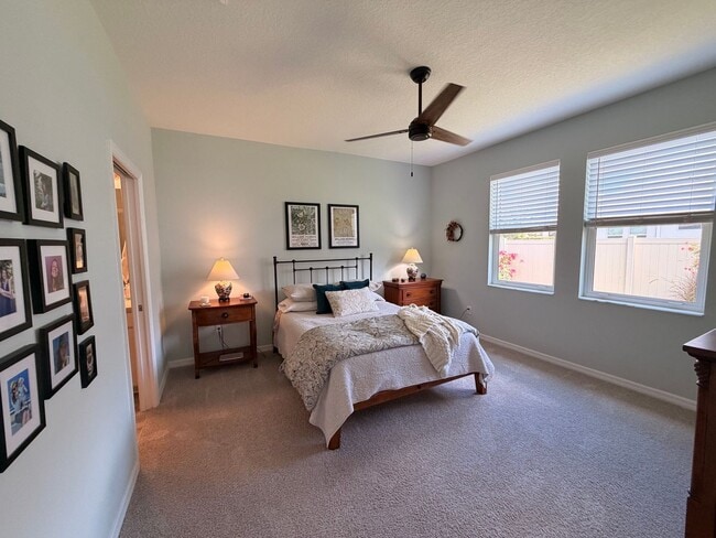 Building Photo - 6001 Fiore Dr