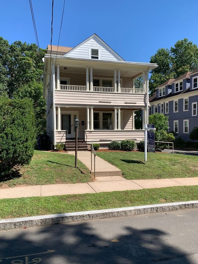 Building Photo - The Grennan Porches
