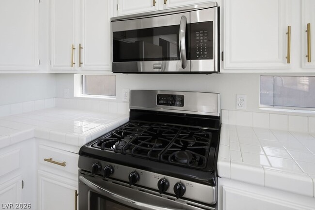 Building Photo - 7987 Lone Jogger