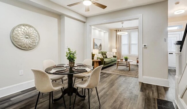 Building Photo - Spacious 3-Bedroom 2 Bath Home with Modern Comforts