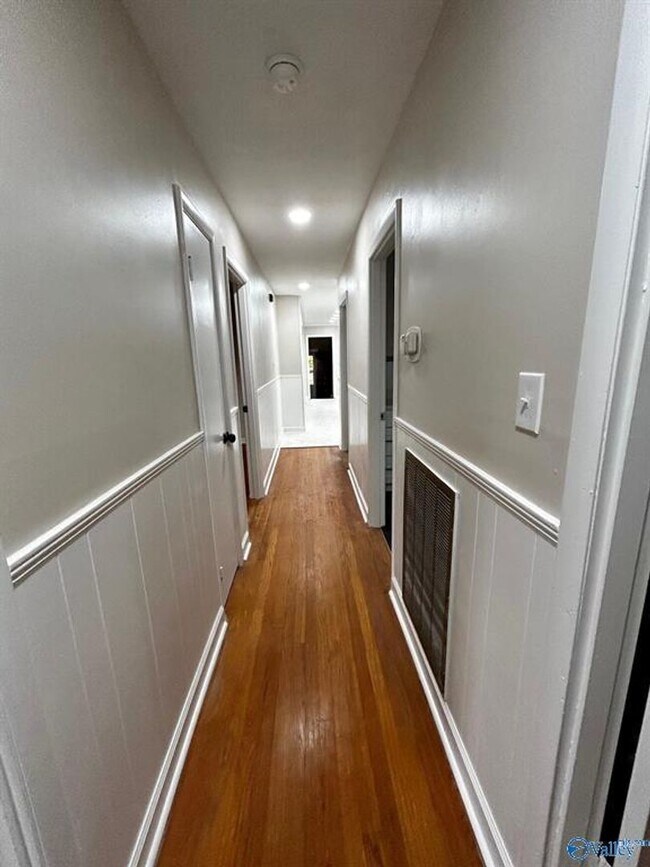 Building Photo - RENTAL HOME IN GUNTERSVILLE