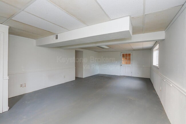 Building Photo - 2700 Creekview Point NW