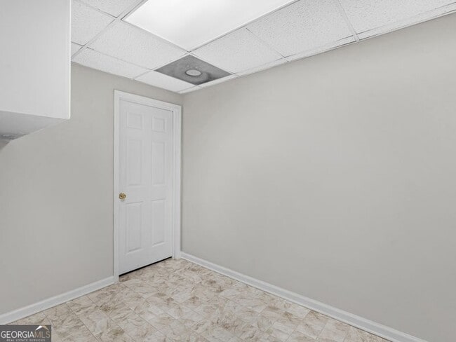 Building Photo - 63 Sentry Oak Ct