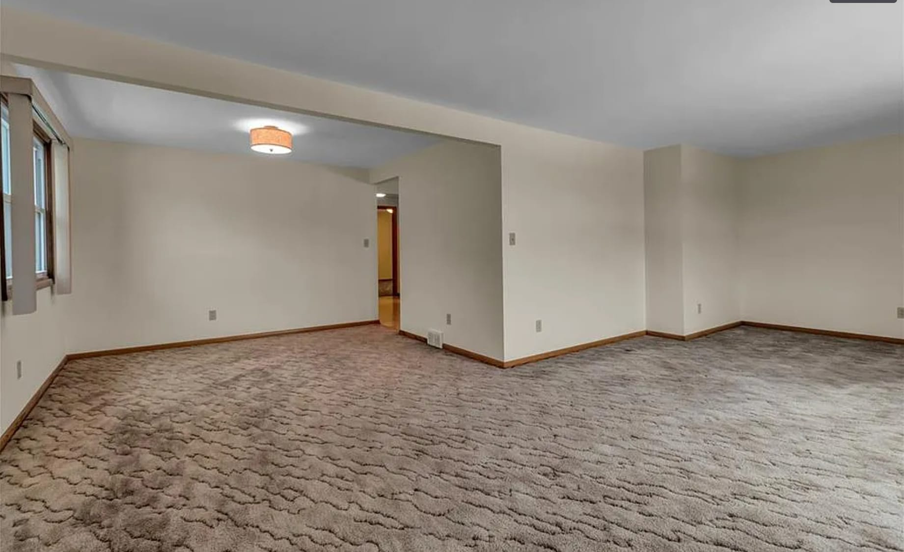 Building Photo - 33 Rosemead Ln