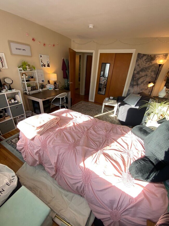 Building Photo - 1226 Missouri Ave