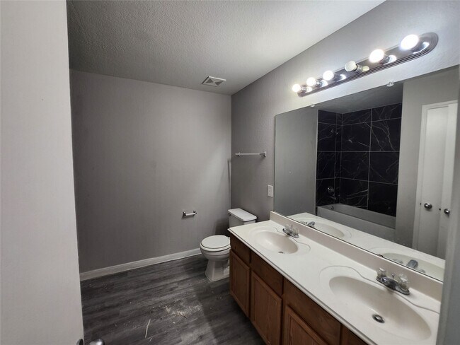 Building Photo - 20718 Blanton Brook Dr