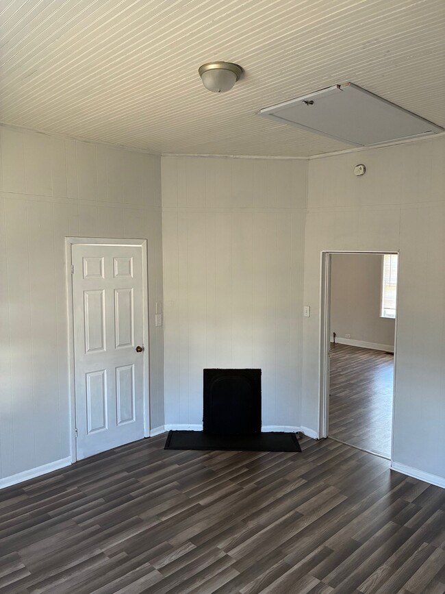 Building Photo - 9 W Blue Mountain Rd