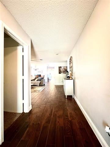 Building Photo - 1116 Willow Tree Dr