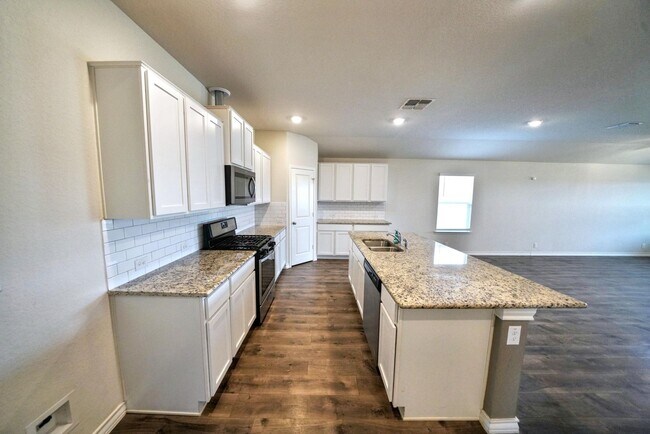 Building Photo - Stunning 4-Bedroom Home in Cobalt Canyon, ...